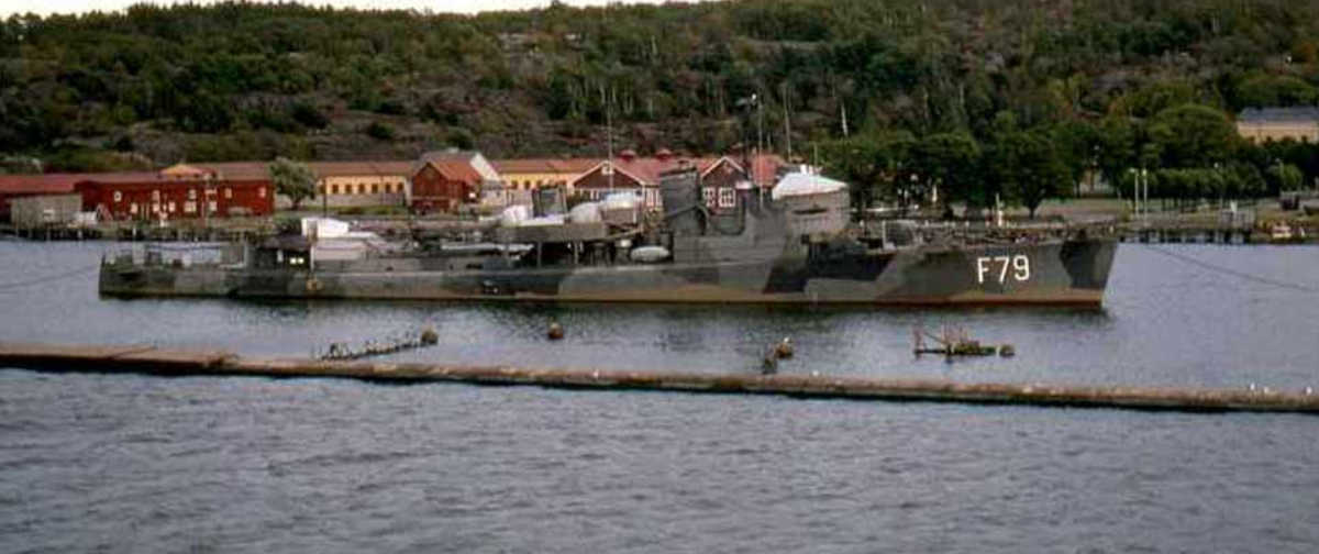 Шведский эсминец "Карлскрона"