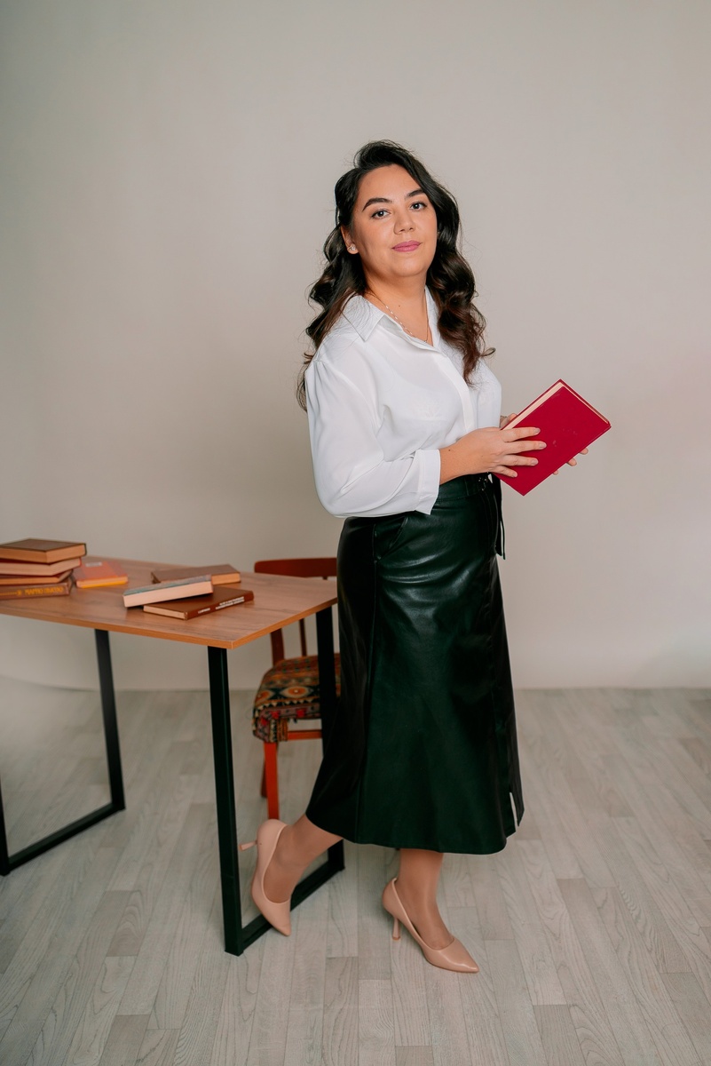 Я к вам пишу — чего же боле? Что я могу ещё сказать? Теперь я знаю- в вашей воле