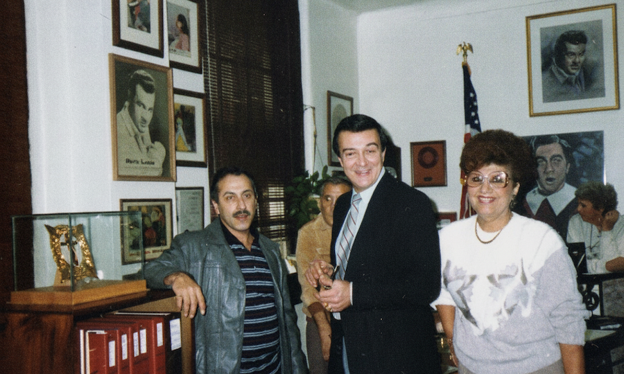 «Я твердо верю в то, что его талант уникален, а голос по красоте не имеет пока себе равных»