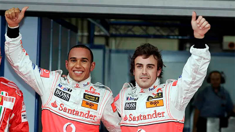 Льюис Хэмилтон и Фернандо Алонсо, xpb.cc