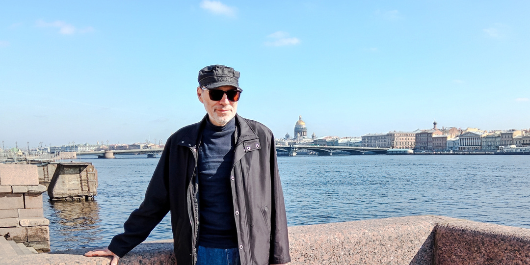 Родственники потребовали от Алексея уговорить свою жену, чтобы она на время, пока его не будет, пустила их к себе пожить