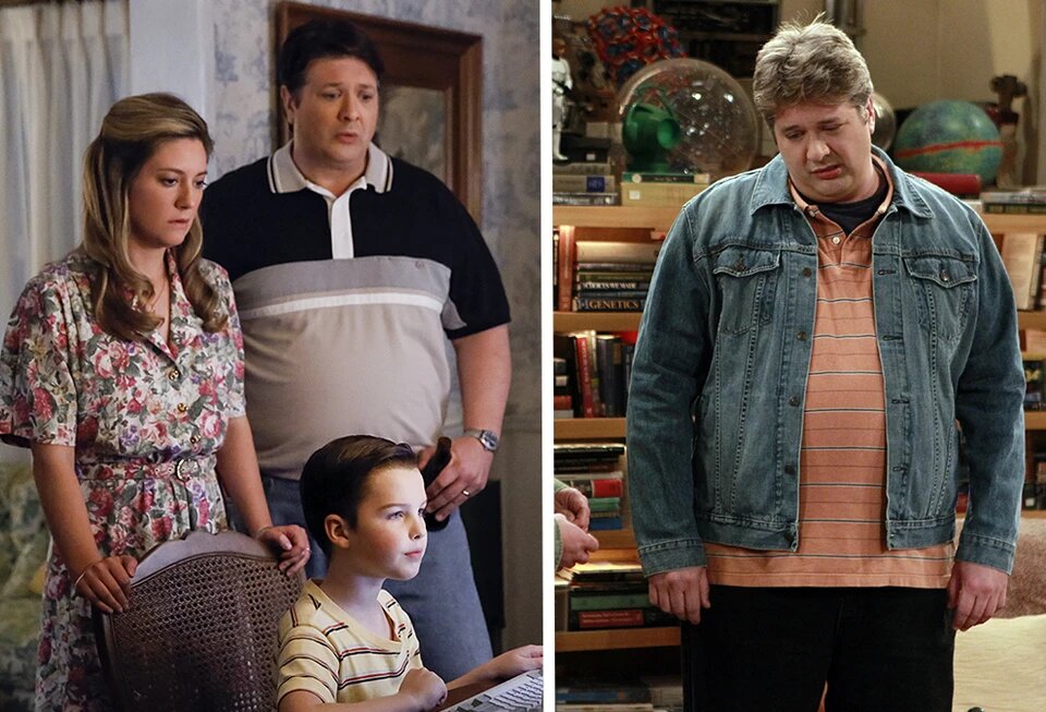 Отец маленького Шелдона, актер Лэнс Барбер (слева), сумел каким-то образом перенестись во времени и через 20 лет появиться в «Теории» в роли громилы, задиравшего в школе Леонардо. Фото: кадр из фильма.