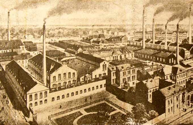 Завод начал работу в середине 19 века.