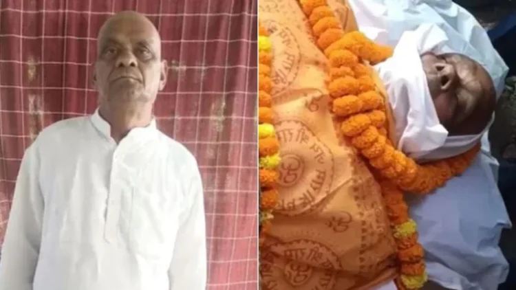 74-летний Мохан Лал живьём и в гробу. Фото с сайта https://www.odditycentral.com/