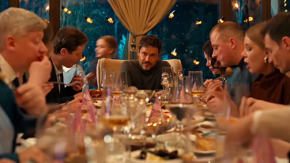 Кадры с фильма «Семьянин» 2025