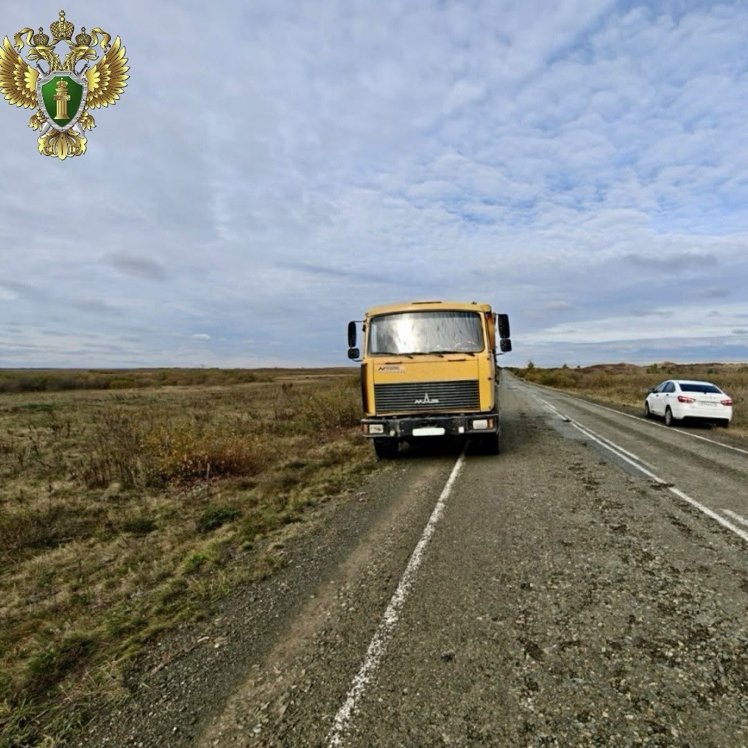 Фото его машины с другого ракуса