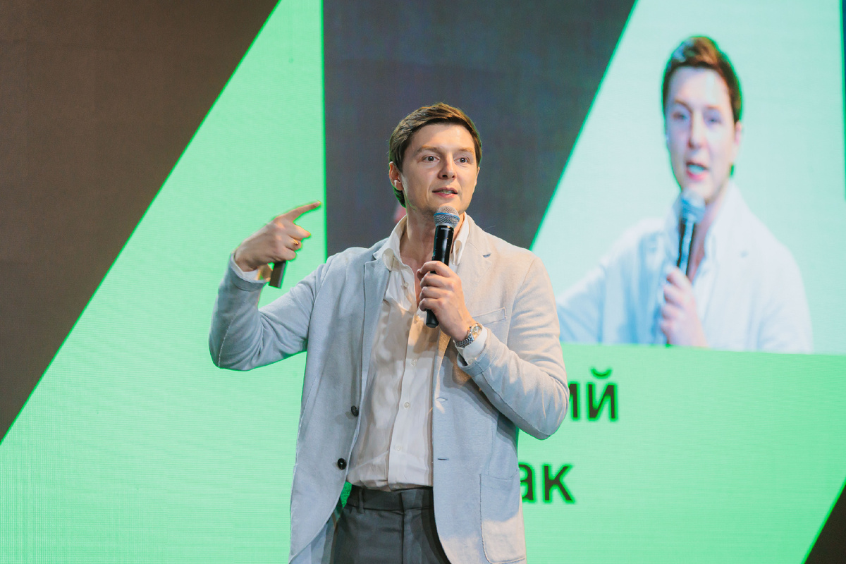 Создано в Google AI Studio