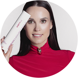 
Вита Носова, основатель косметического бренда POLUBVI (экс PROSTO cosmetics). Автор YouTube канала “Это твоя история”, спикер, победитель премии женщина года в индустрии красоты ”грани личного бренда”