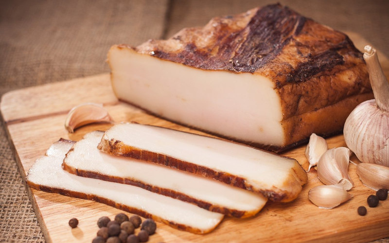 Сало: искусство копчения, проверенное поколениями