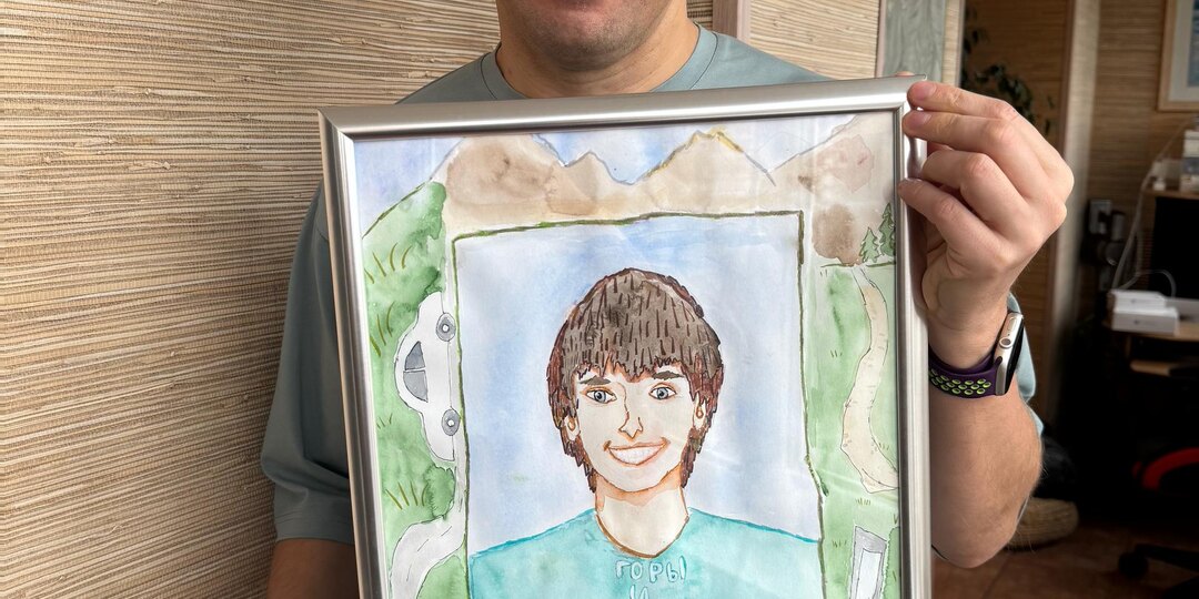 В честь ДР дочь подарила портрет Ж-)!