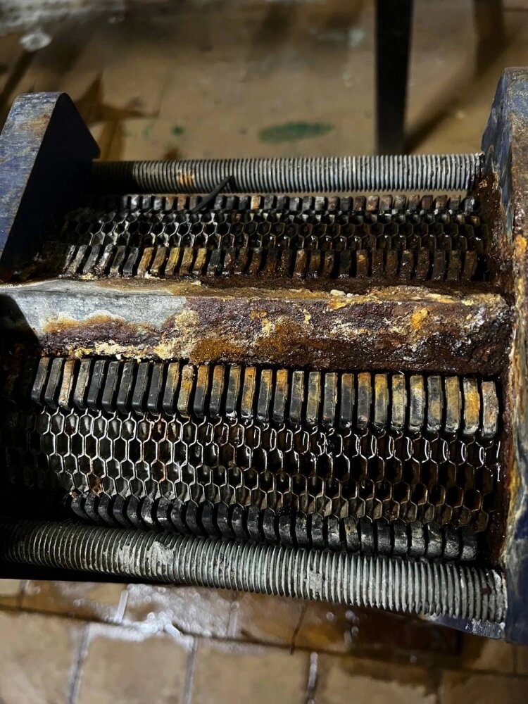    Фото теплообменника, присланное сотрудниками Ботсада. Фото: Из личного архивa/ Сергей Шумихин