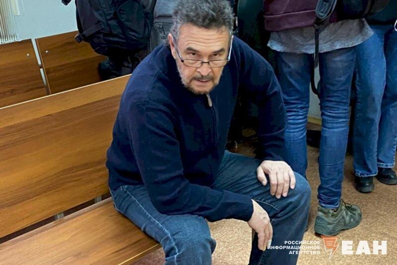    ЕАН. Подсудимый Александр Неустроев