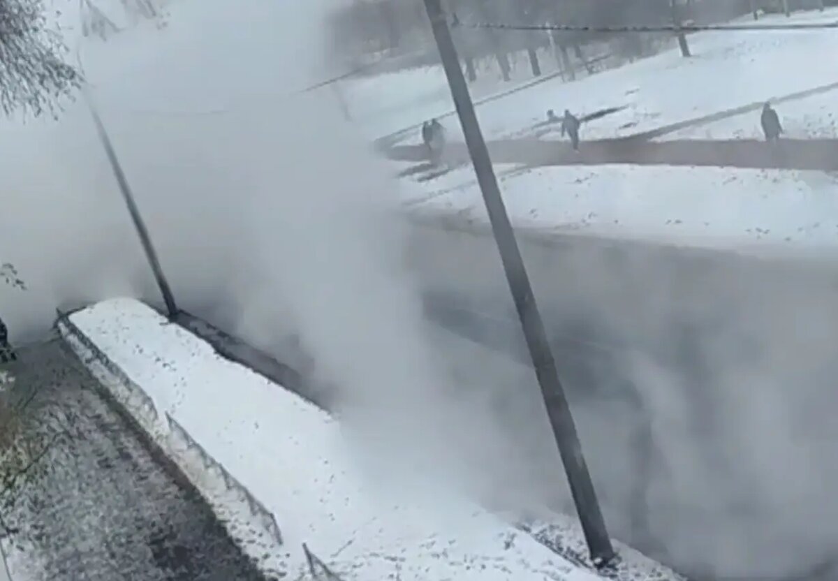    Фото: скриншот видео из telegram-канала «ЧП Питер»