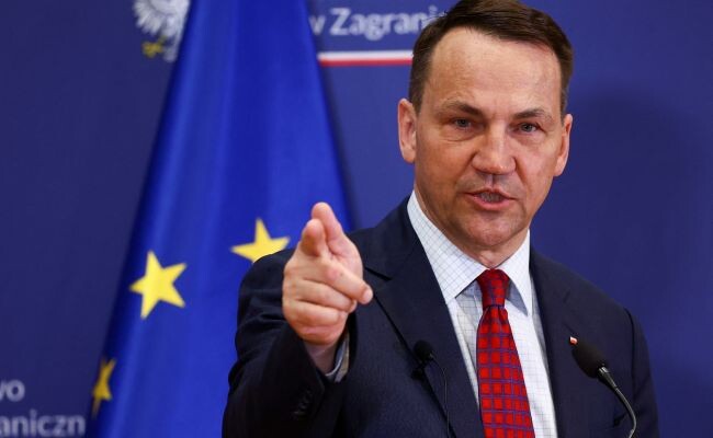    Сикорский обосновал польскую русофобию и обвинил Россию в терроризме и развале Европы, угрожая скорым ответом