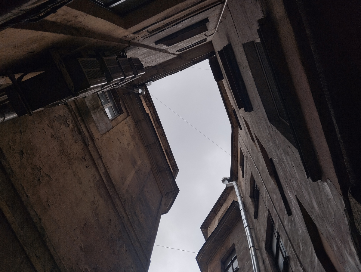 Изнанка фасадов