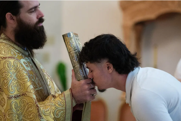 Молодые американские мужчины выбирают православие