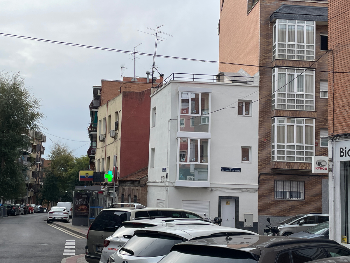 Вот такой необычной архитектуры дома иногда встречаются в Мадриде