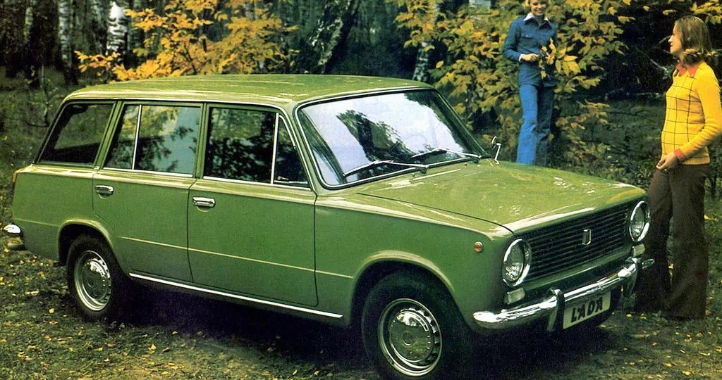 Уникальная Lada 2102 первого дня выпуска с пробегом 10 000 км и новым мотором продается в Новосибирске за 6 млн рублей