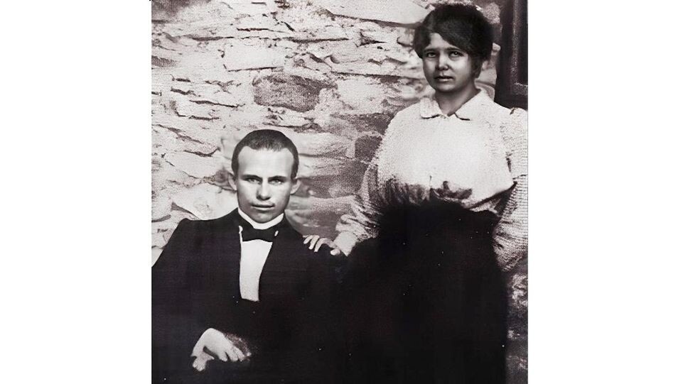 Никита Хрущев и его жена Ефросинья Писарева, 1916 год