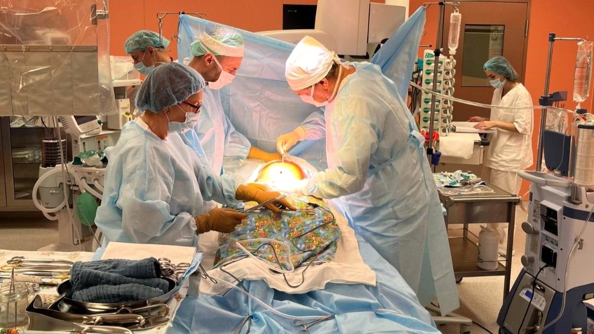    В Сургутском перинатальном центре провели сложнейшую операцию роженице