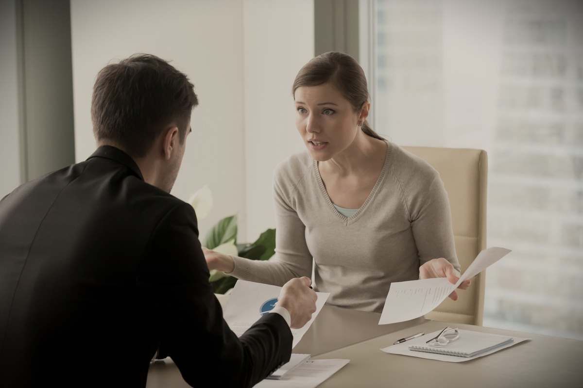 Часто вопрос о семейном положении задают при устройстве на работу, тут деваться некуда...