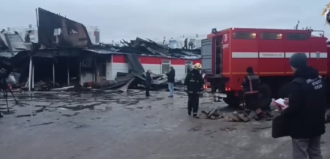    Прокуратура и СКР Югры проводят проверку по факту пожара в пекарне Сургута