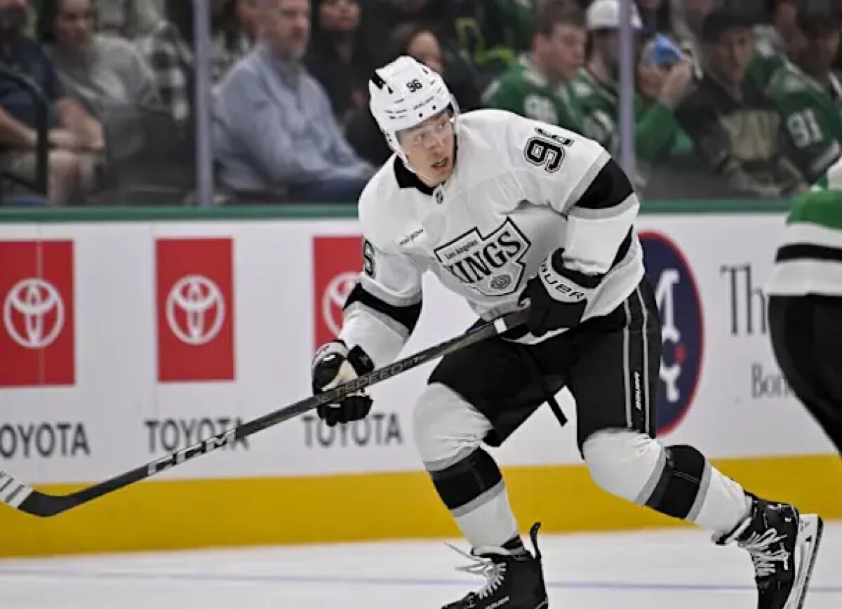     The Hockey Writers о разочаровывающей игре Кузьменко: постепенно теряет позиции в составе