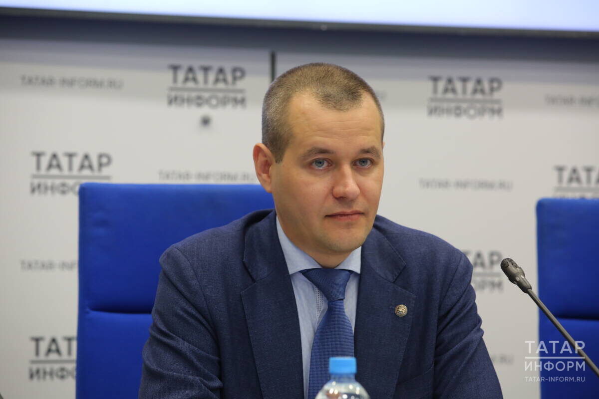 Рустам Гаязов: «Нашим подразделением за девять месяцев проведено более 26 проверок, которые касались полноты сведений о доходах, соблюдения ограничений и запретов, контроля за расходами»Фото: © Султан Исхаков / «Татар-информ»