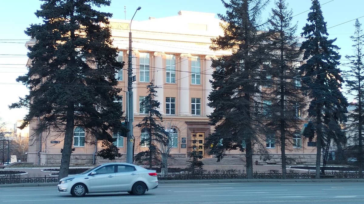 Челябинская Публичная библиотека, ноябрь 2025. (Фото автора)