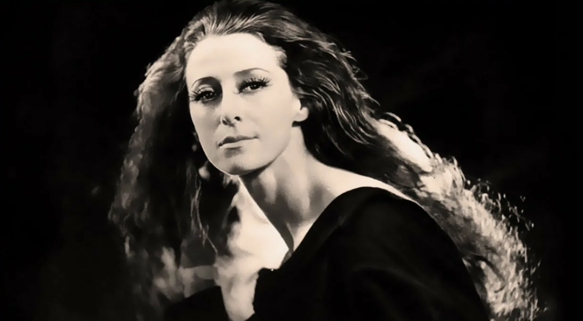 Майя Плисецкая - советская и российская балерина, хореограф, педагог, Народная артистка СССР / 20 ноября 1925 (100 лет назад) — 2 мая 2015 (10 лет назад)