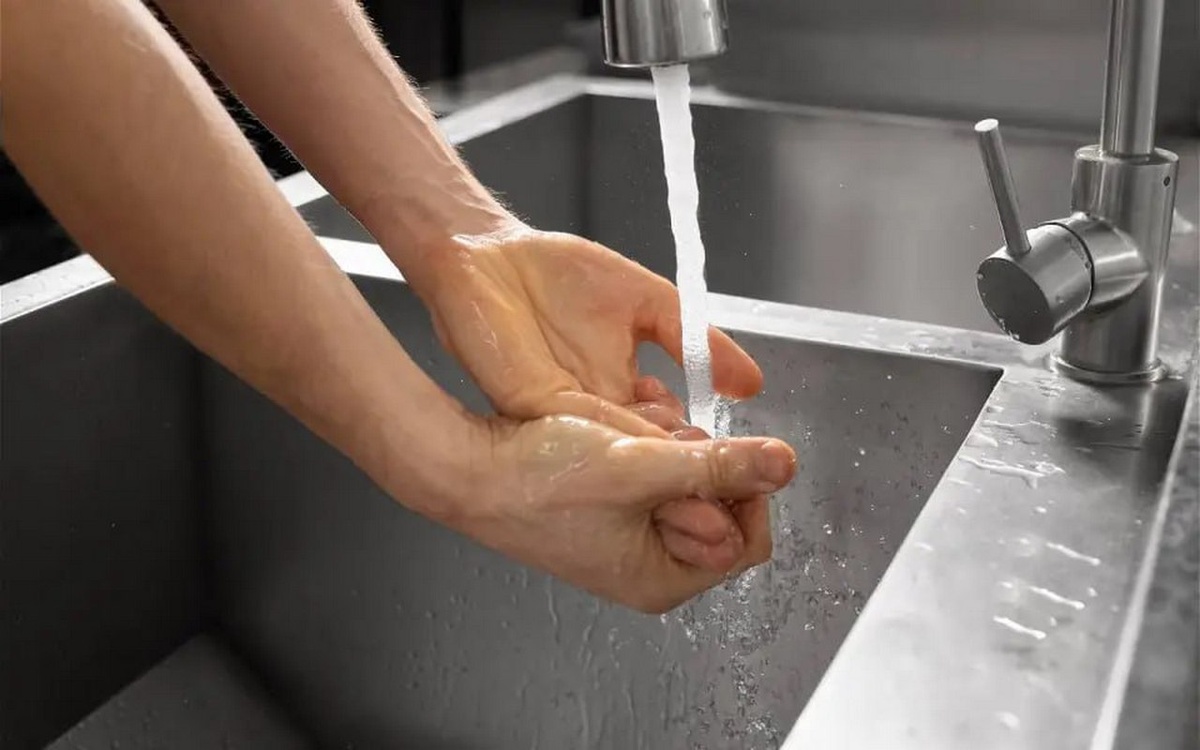    «Курскводоканал» ищет подрядчика для реконструкции насосной станции в новом районе города за 434 млн рублей Фото – ru.freepik.com