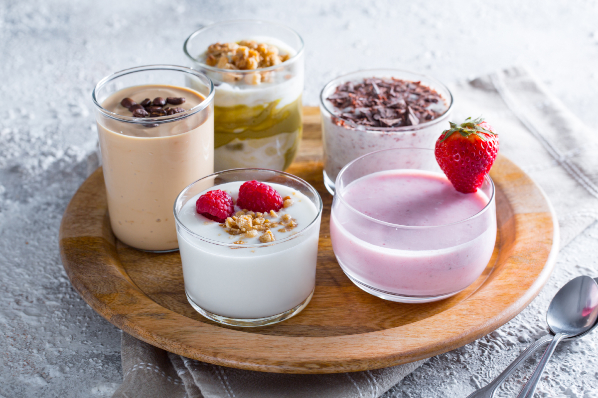 Даже с добавками домашние йогурты очень полезны!