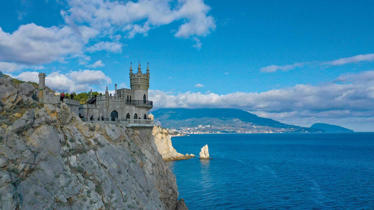 Ялта в ноябре (источник: kp.ru)