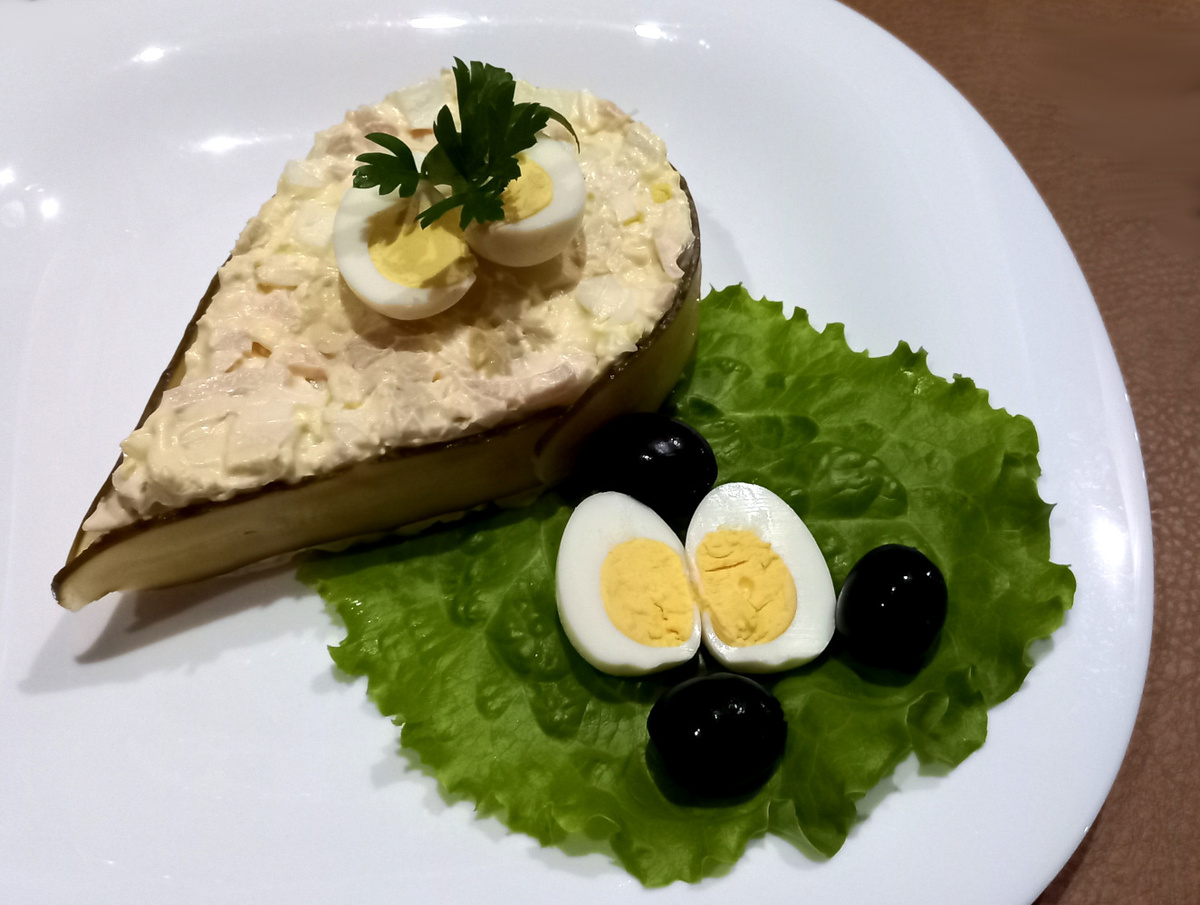 Салат «Слеза дракона». Чайный клуб «Золотой жук» Донецк