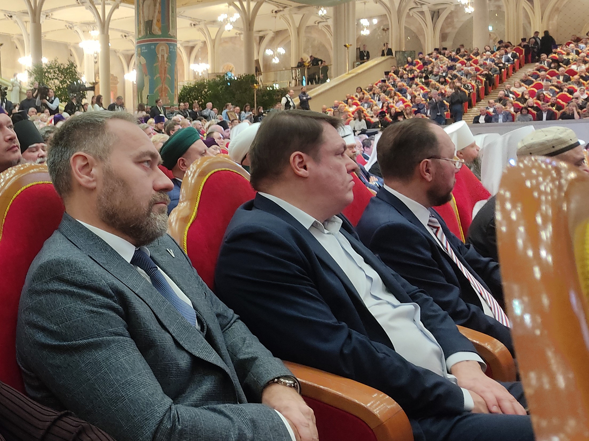 Фото: пресс-служба Законодательного Собрания Петербурга