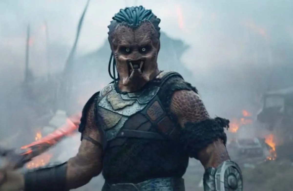 Кадр из фильма «Хищник: Планета смерти/Predator: Badlands»