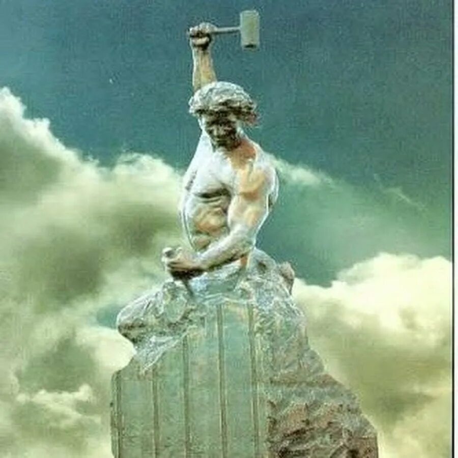 Ты не перестаешь искать силы и уверенность вовне, а искать следует в себе. Они там всегда и были. З. Фрейд