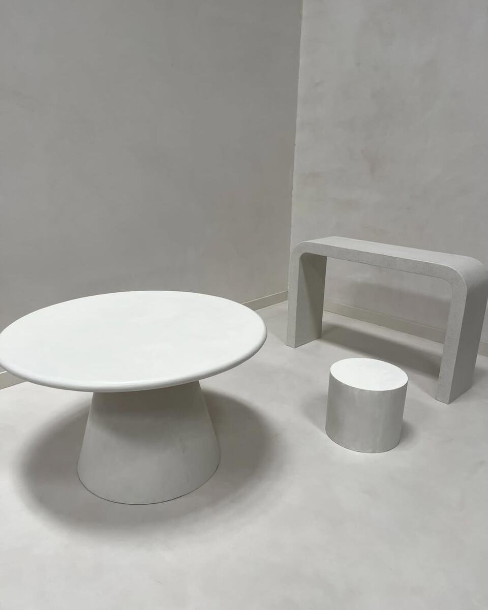 Варианты изделий из микроцемента