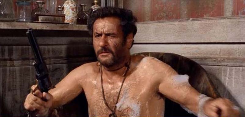 "Хочешь стрелять — стреляй, а не болтай"