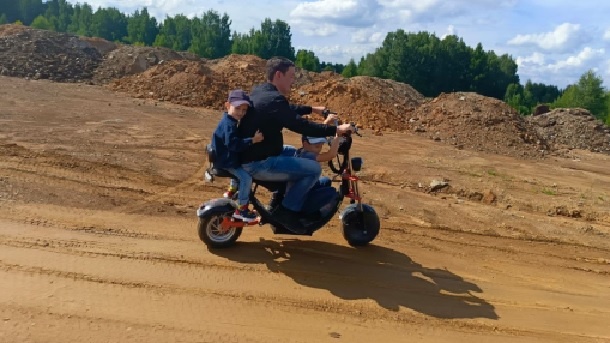 Всем вместе весело кататься! А вы увидели меня? Где я?