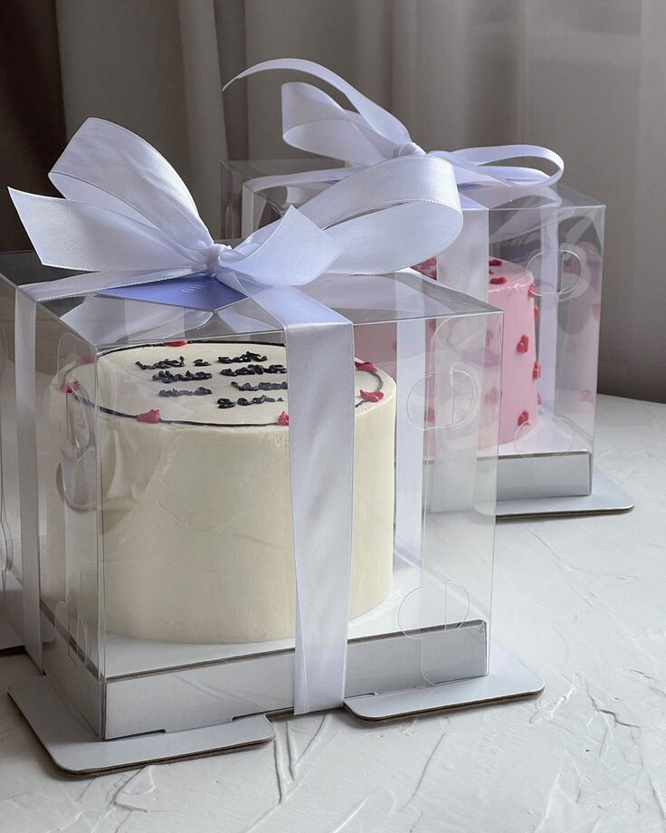 круглые прозрачные коробки  (фото ru.pinterest.com)