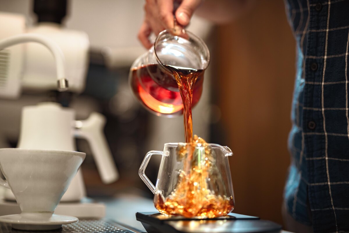 , фото: FenlioQ/Shutterstock/Fotodom.ru📷Кофе из зерен Geisha линии Nido 7 — один из самых редких и дорогих в мире