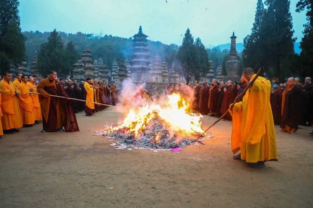 Праздник зимней одежды（寒衣节)