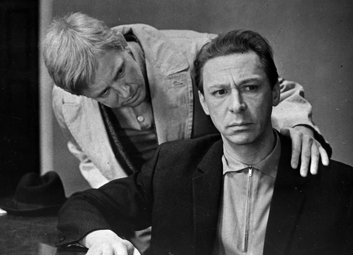 Кадр из фильма «Берегись автомобиля»