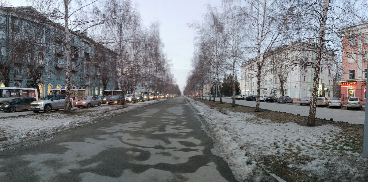 Где-то на просторах моего города. Фотография автора, ноябрь 2025 года. 