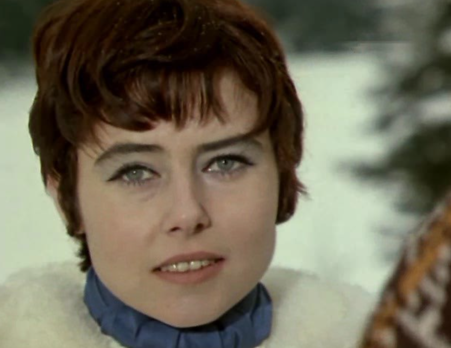 Виктория Лепко в фильме "А человек играет на трубе"