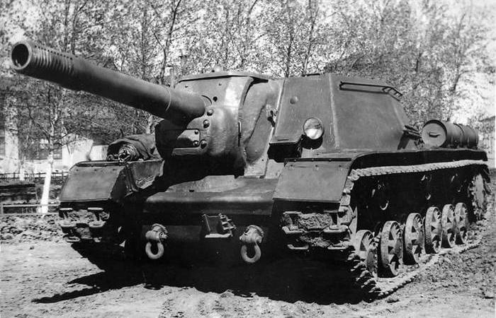 СУ-152: советский сокрушитель ДОТов, неожиданно ставший грозой «Тигров» и «Пантер»
