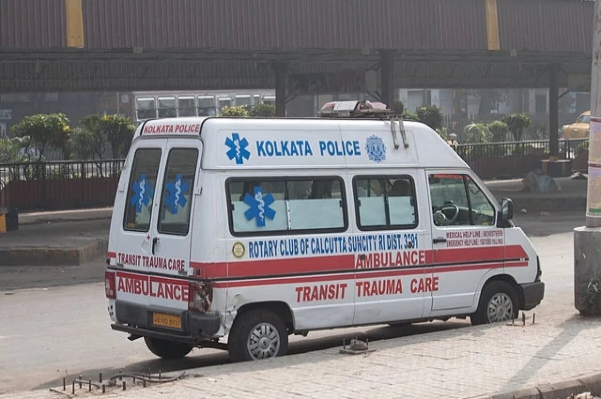    В Индии паломникам посоветовали зажимать нос при купании из-за амебы