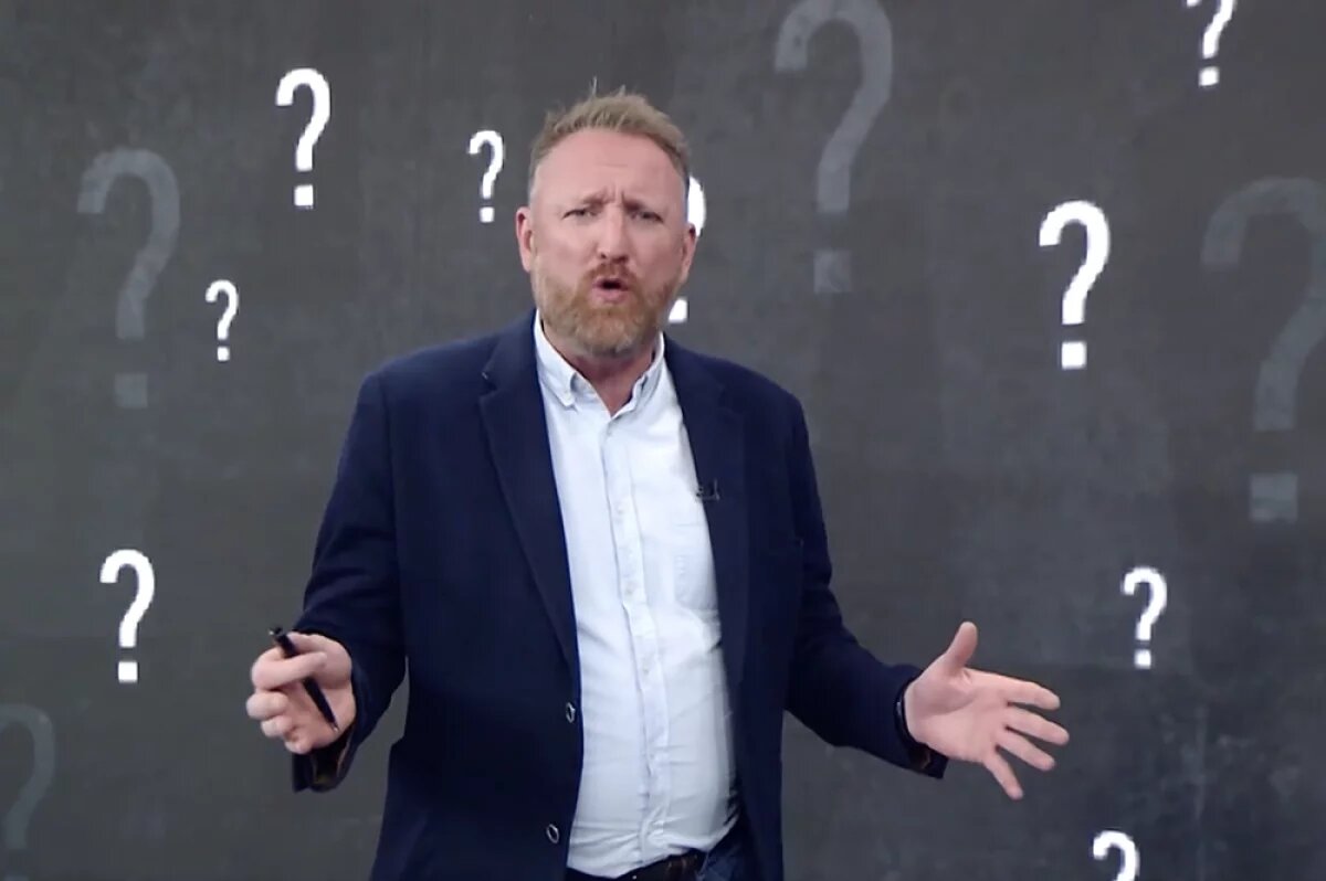    Боуз раскритиковал Туска за обвинения в адрес России по делу о диверсии