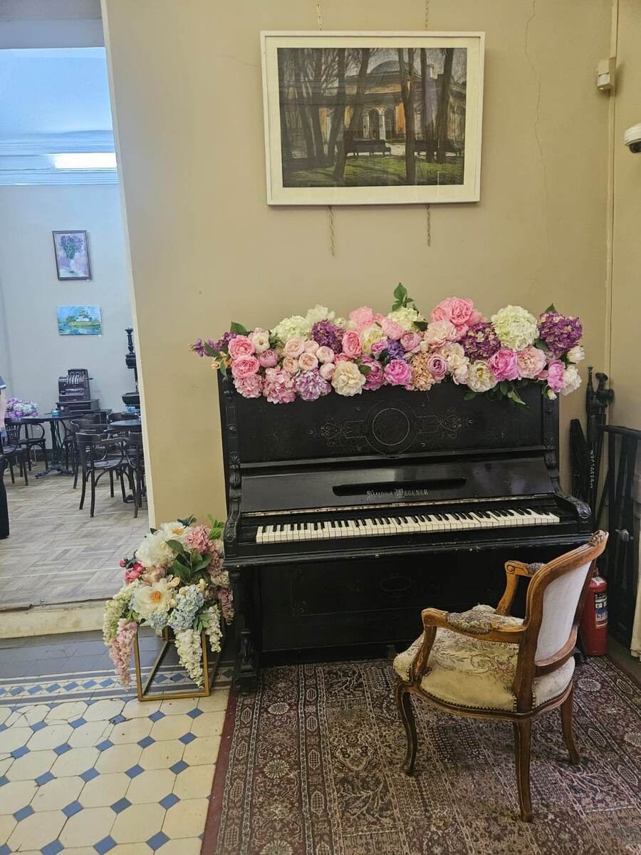 Чайный домик внутри, наше время (фото автора(